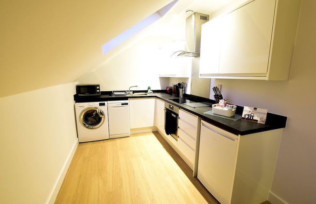 Roomspace Apartments -Kirk Court - Photo 4