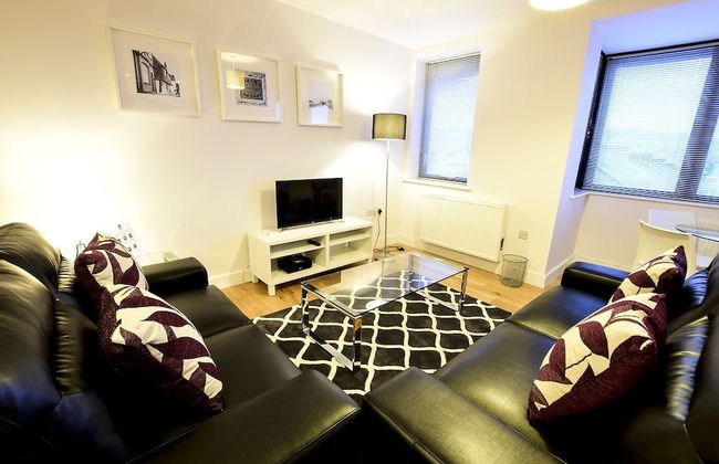 Roomspace Apartments -Kirk Court - Photo 7