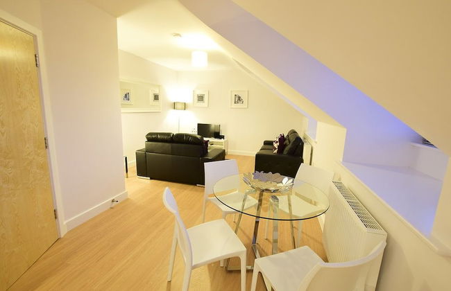 Roomspace Apartments -Kirk Court - Photo 8