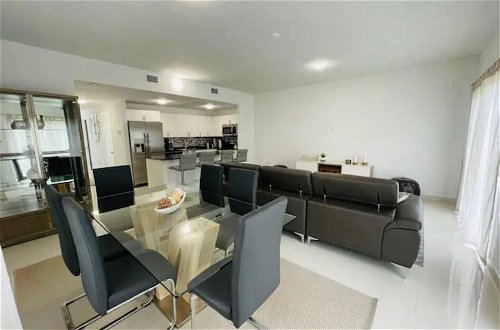 Foto 17 - Comfortable European Style Home 4BR 4BA in Miami by ASVR-13670