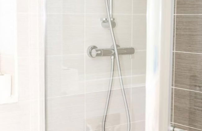 Bright 2BR Apartments Quays - Foto 49