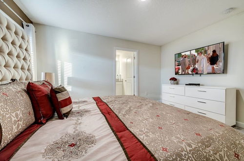 Photo 7 - Elegant Home With Themed Bedrooms Near Disney