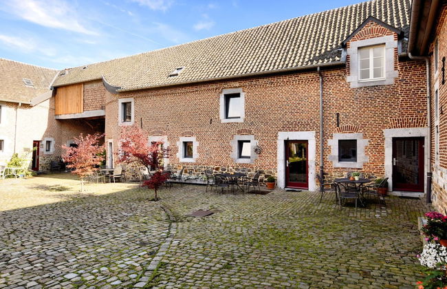 Nice Apartments in a Monumental Square Farm - Photo 7