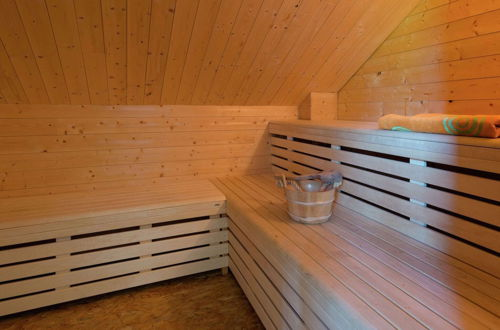 Photo 22 - Heritage Holiday Home in Ovifat With Sauna