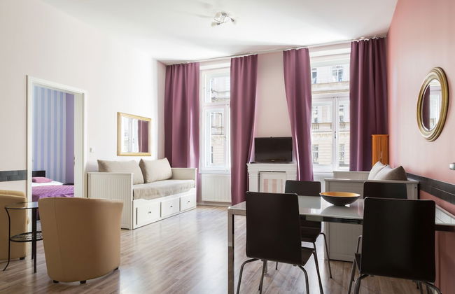 Royal Court Apartments - Foto 1