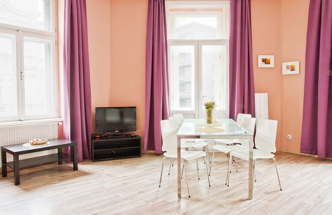 Royal Court Apartments - Foto 29