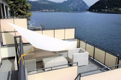 Foto 5 - Direct on Lugano Lake Take a Swim From Your Villa