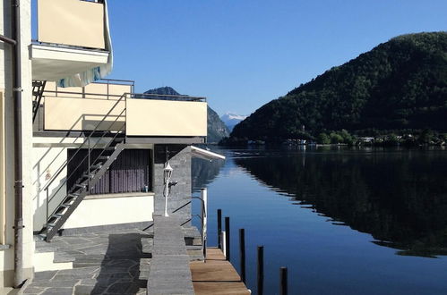 Foto 6 - Direct on Lugano Lake Take a Swim From Your Villa