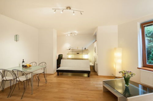 Foto 4 - Romantic Condo near Charles Bridge