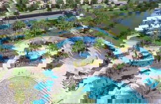 Foto 1 - Amazing New TownHome 5 Bdr 4,5 Bath with Pvt Pool and Access to Clubhouse,15min from Disney