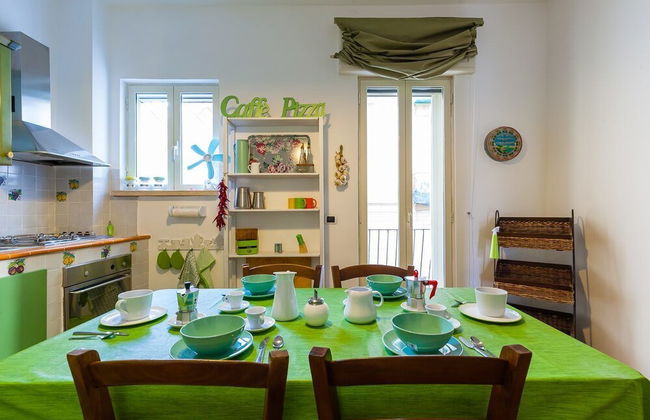 Large Apartment in the Heart of Chiaia - Foto 15