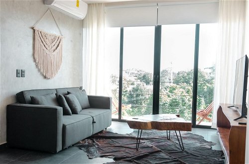 Photo 29 - Boho-style Luxury Apartment La Veleta Balcony Rooftop Pool Lounge Area Nice Amenities