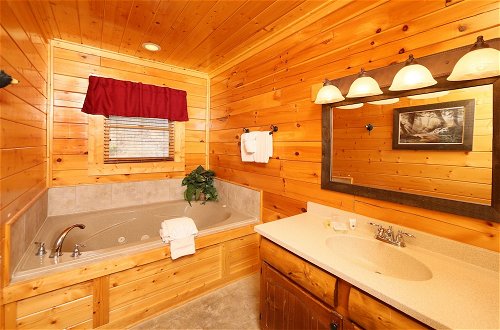 Photo 26 - Wavyleaf Retreat - Four Bedroom Cabin
