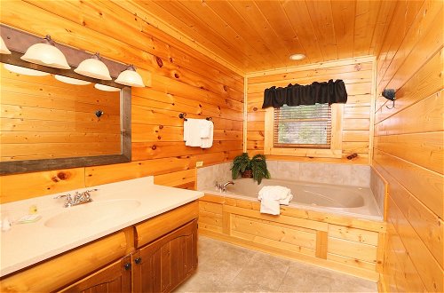 Photo 24 - Wavyleaf Retreat - Four Bedroom Cabin