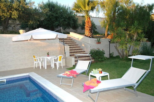 Photo 14 - Holiday Home With Private Pool, Near the Beach