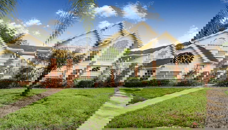 Foto 1 - Grand Luxury Condo Apartment Near Disney Universal 2