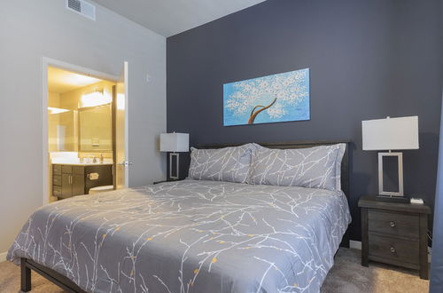 Photo 8 - Luxury Med Center Fully Equipped King Sized Bed Condos