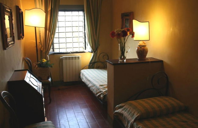 Villa Marisel - Photo 2