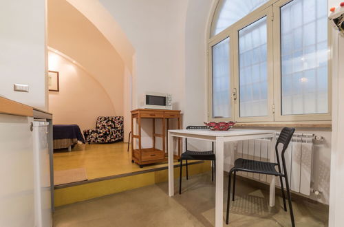 Photo 9 - Piazza Vittorio NETFLIX Apartment