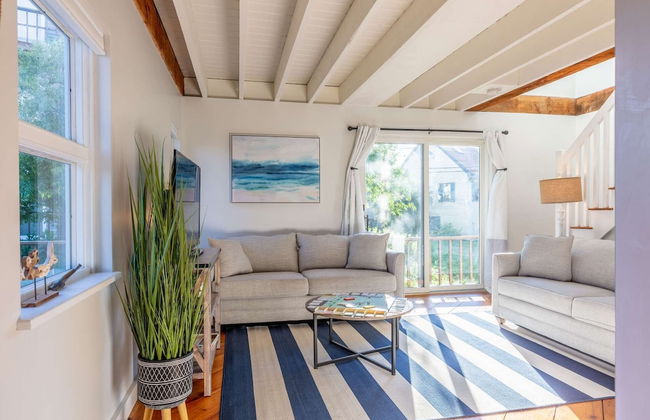 Sea Love Beach House - Photo 1