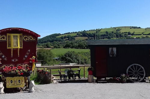 Photo 12 - Rosie Traditional Gypsy Wagon