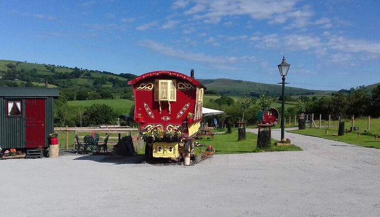 Photo 1 - Rosie Traditional Gypsy Wagon