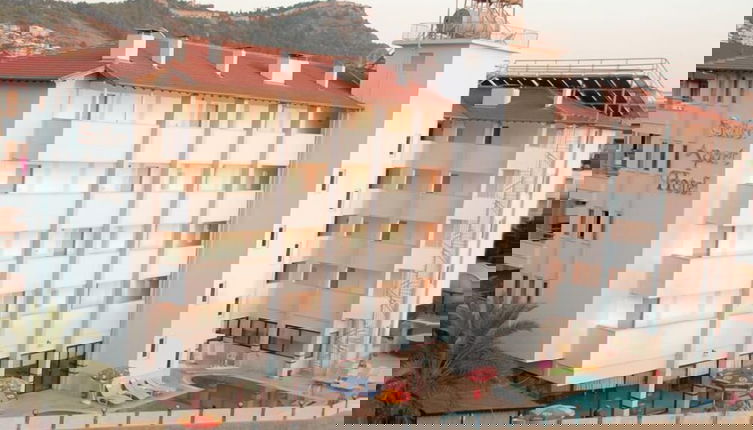 Photo 1 - Sailor Apart Hotel