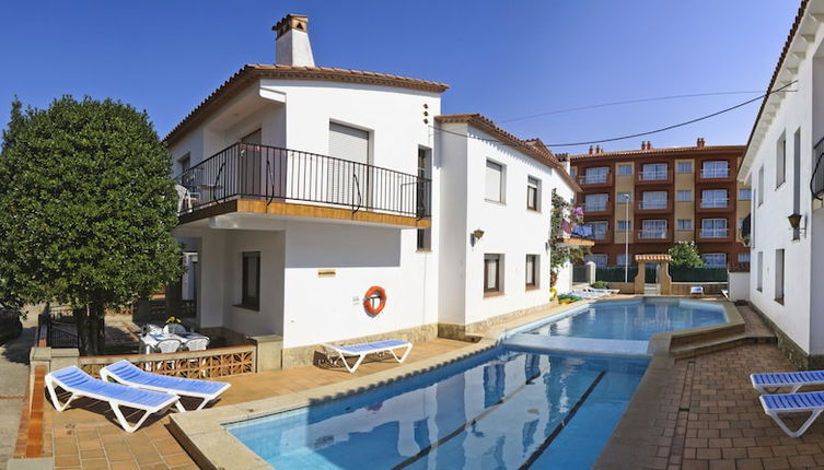 Photo 1 - Rv Hotels Apartamentos Villas Piscis