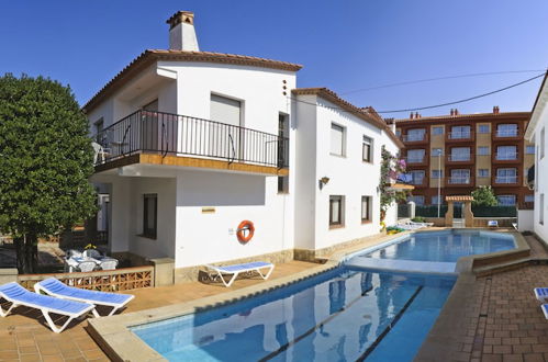 Photo 1 - Rv Hotels Apartamentos Villas Piscis