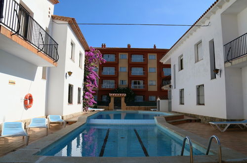 Photo 28 - Rv Hotels Apartamentos Villas Piscis