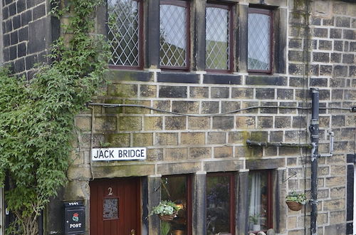 Foto 16 - Charming 2-bed Cottage in Hebden Bridge