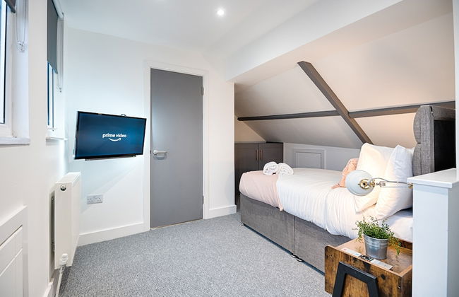 Swansea's Hub - Photo 19