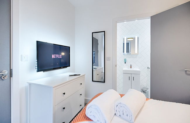 Swansea's Hub - Photo 13