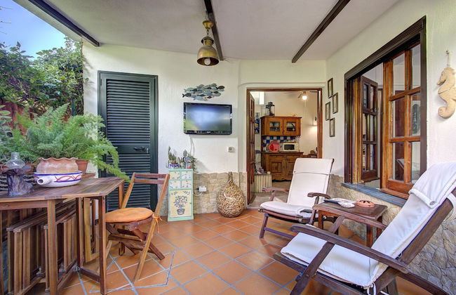 Lacco Cottage - Foto 22