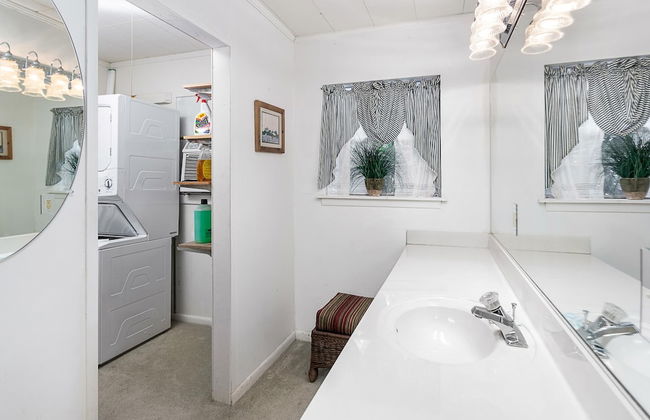 11908 Old Demere Rd by Hodnett Cooper - Photo 10