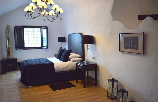 Cuevas Helena - Photo 2