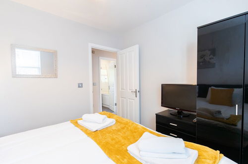 Photo 8 - Velvet 2-bedroom Apartment, Brewery Road, Hoddesdon