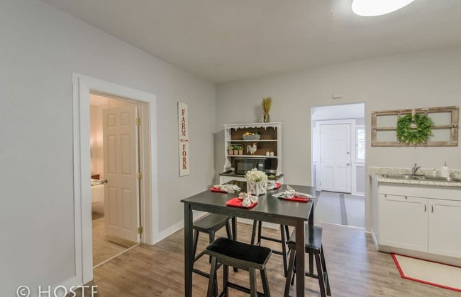 3BR Of Downtown King Bed, Dining, Has It All! - Foto 13
