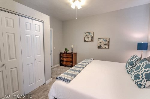 Foto 5 - 3BR Of Downtown King Bed, Dining, Has It All