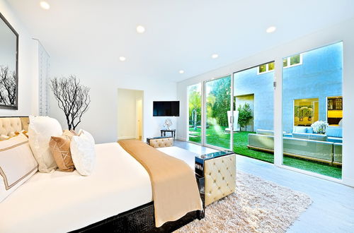 Foto 4 - Beverly Hills Luxury Modern Palace