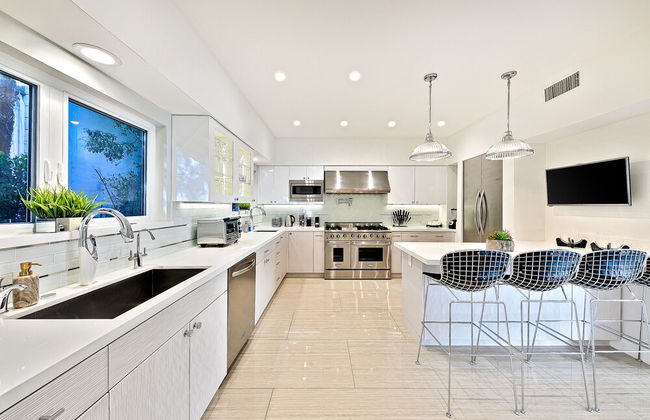 Beverly Hills Luxury Modern Palace - Foto 16