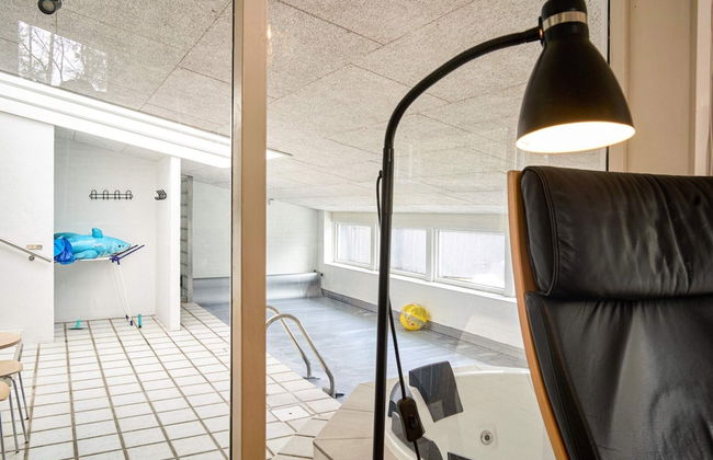 12 Person Holiday Home in Nexo - Foto 18
