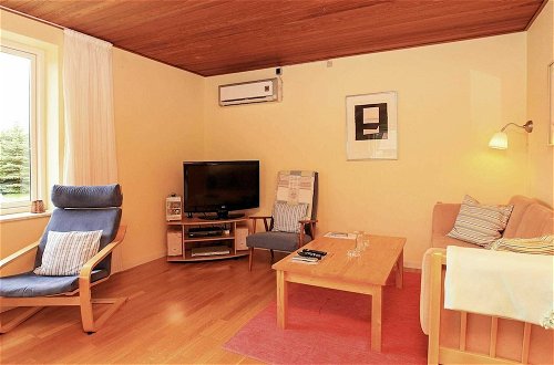 Photo 8 - 4 Person Holiday Home in Dannemare