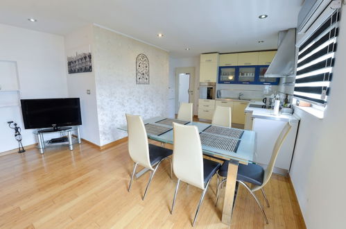 Photo 9 - Luxury Apartment in City Center