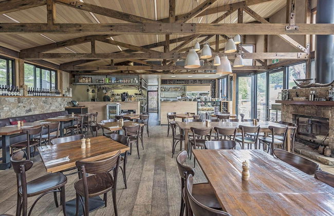 Novotel Lake Crackenback Resort & Spa - Photo 44