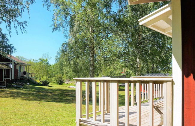 4 Person Holiday Home in Axvall - Foto 16