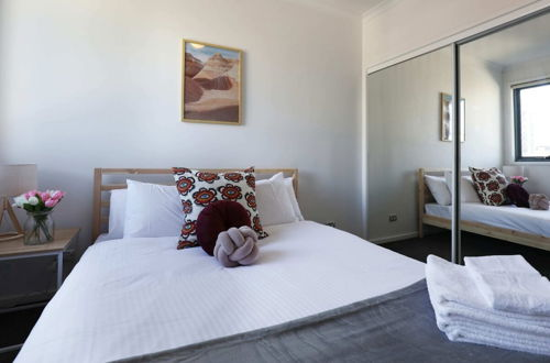Photo 5 - Extra Large 2 Bedroom Apartment in Melbournes Southbank