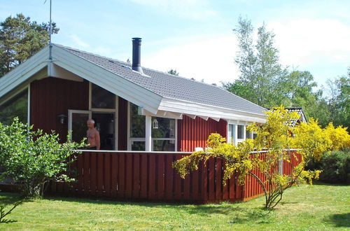 Photo 1 - Unique Seaside Holiday Home in Hadsund near Terrace