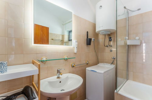 Foto 28 - Bright 3-bedroom Apartment in Lovran