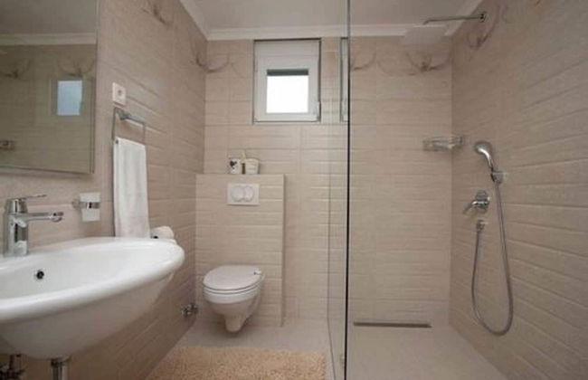 Guest House Medin - Photo 77